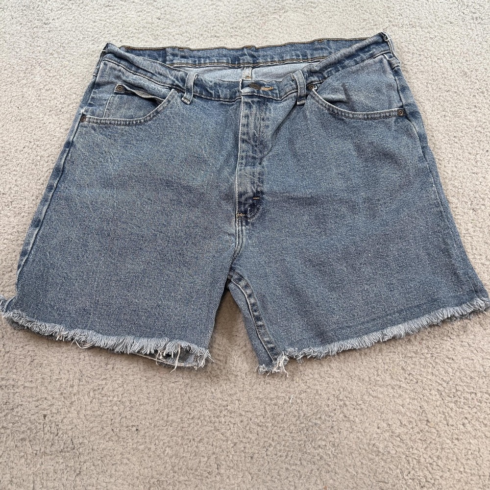 Wrangler Shorts Mens 36 Blue Denim Cut Off Frayed Hem Casual Classic 100% Cotton